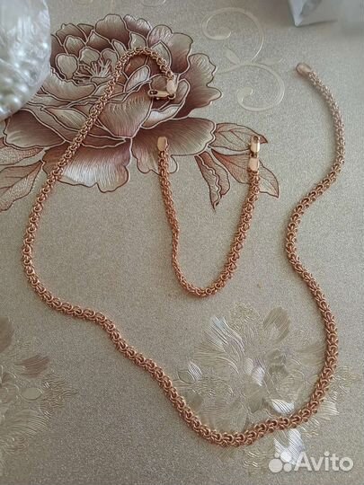 Колье с браслетом