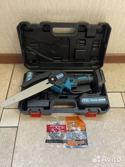 Цепная пила Makita аккумуляторная 18v + 2 цепи