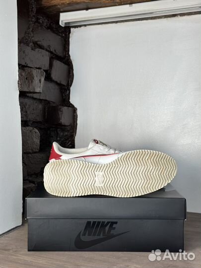 Nike Cortez оригинал (44.5eur)