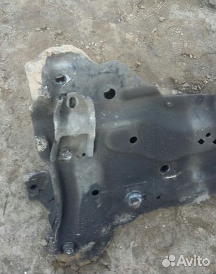 Подрамник передний Пежо 307 Peugeot 307 Ситроен с4