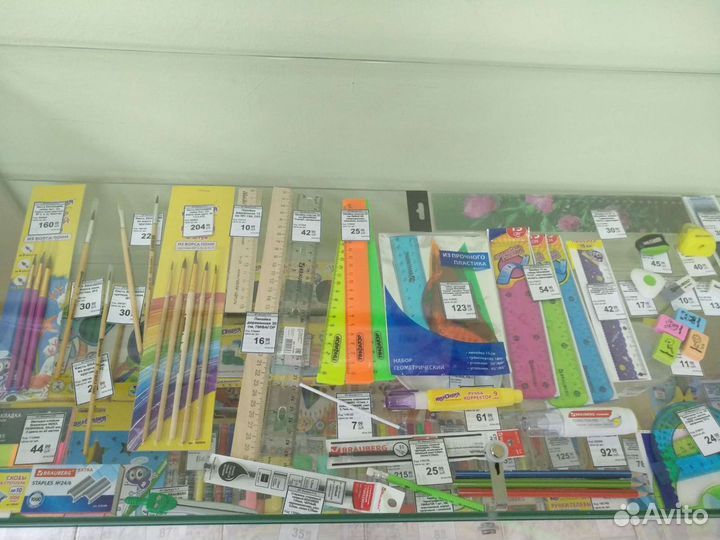 Канцтовары, ручки,тетради, бумага