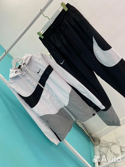 Спортивный костюм Nike