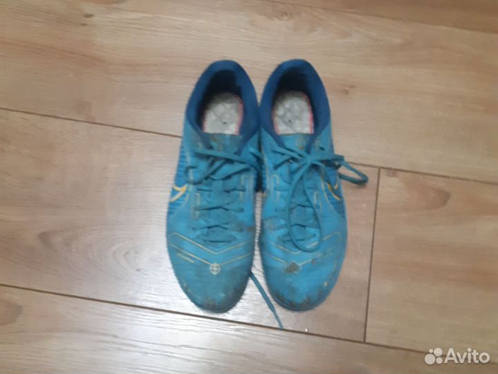 Футбольные бутсы nike mercurial