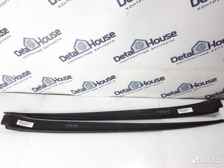 Молдинг лобового стекла Volkswagen Golf Plus 1.9