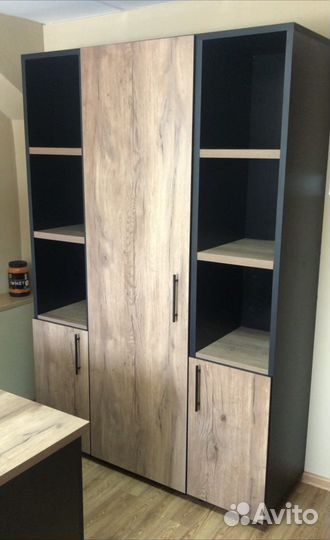 Офисная мебель/шкафы/тумбы/столы
