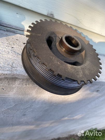 Шкив коленвала ford focus 2 1.8-2.0 2006