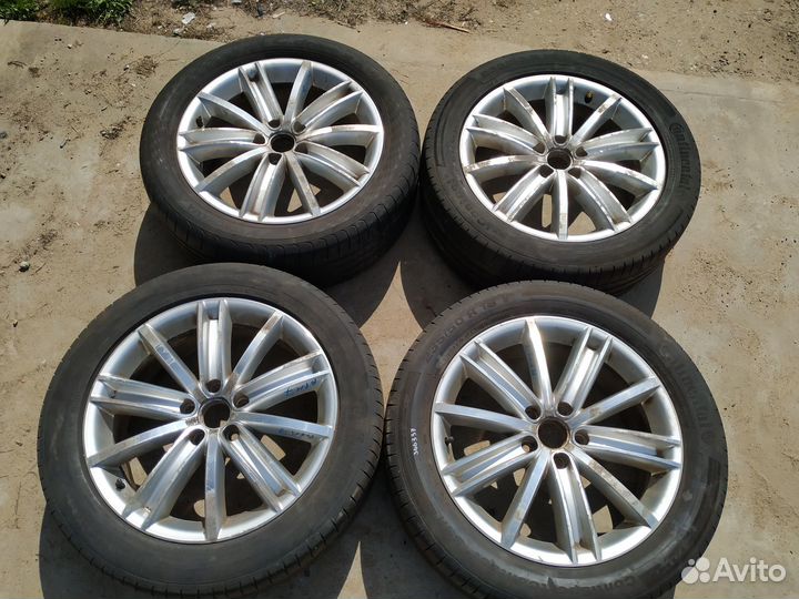 Комплект дисков литых 5N0601025D VW Tiguan