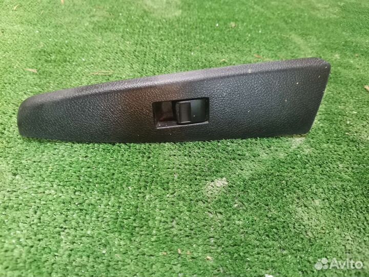 Кнопка стеклоподъемника toyota highlander 2