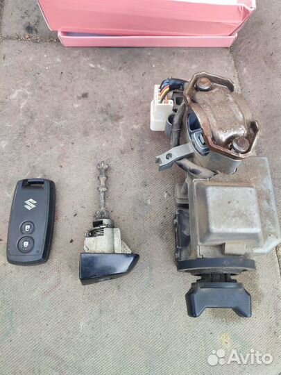 Suzuki Swift 3 замок зажигания