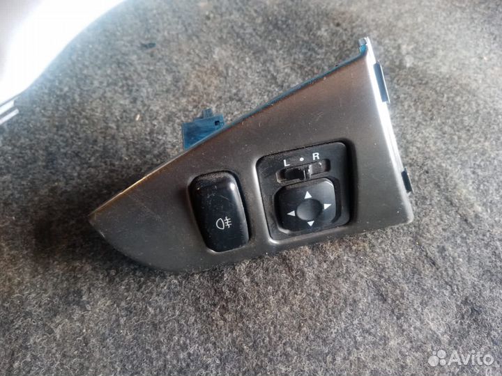 Блок управления зеркалами Ланцер 9