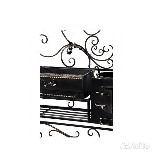 Кованый мангал с крышей