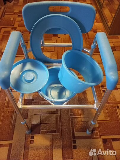 Санитарное кресло туалет