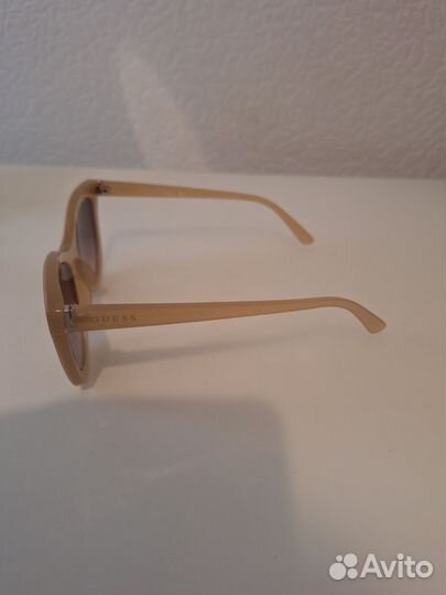 Солнцезащитные очки женские guess новые
