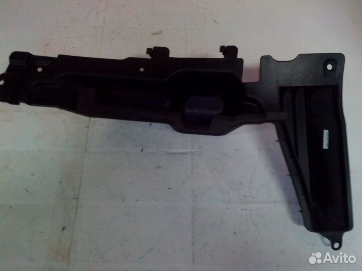 Воздуховод радиатора Tucson iX35 29135-2E000