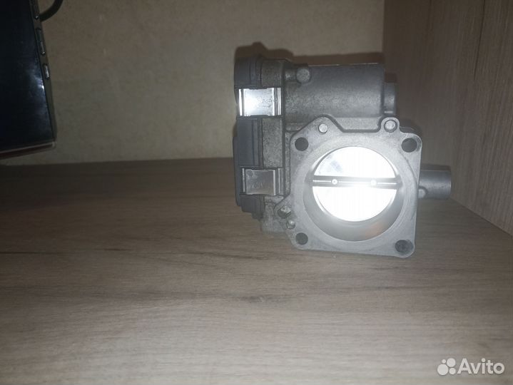 Дроссельная заслонка volkswagen 03F133062B