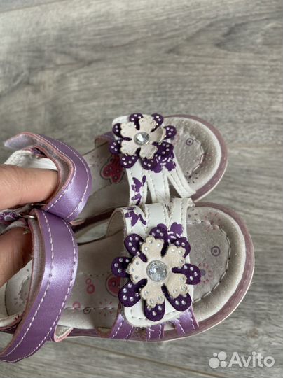 Босоножки для девочки