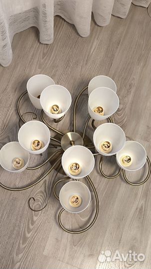 Люстра на 10 лампочек