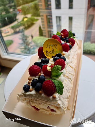 Меренговый рулет