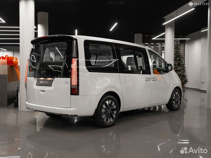 Hyundai Staria 2.2 AT, 2023, 58 км