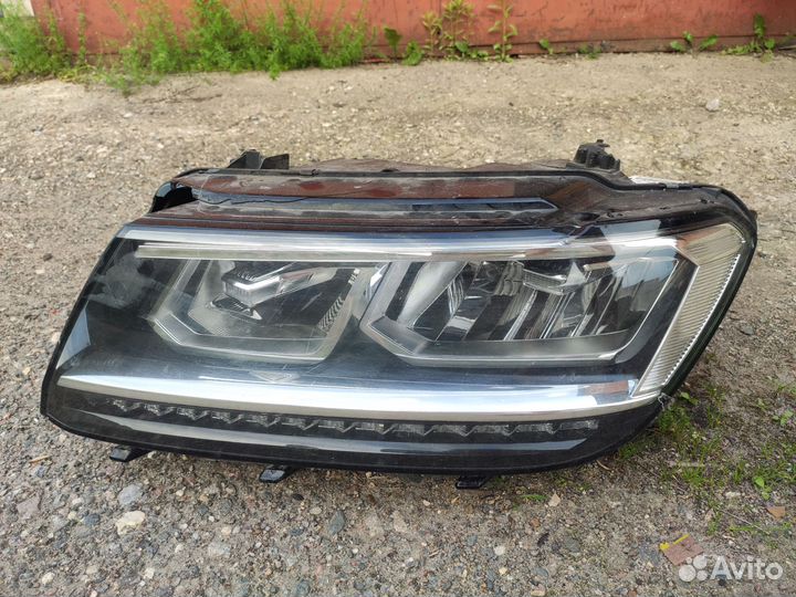 Фара левая volkswagen Tiguan 2
