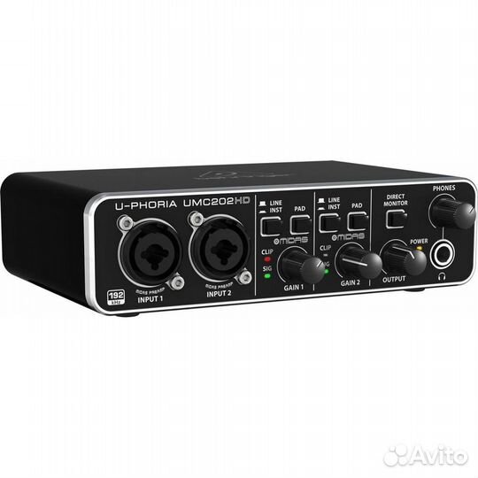 Звуковая карта Behringer UMC202HD