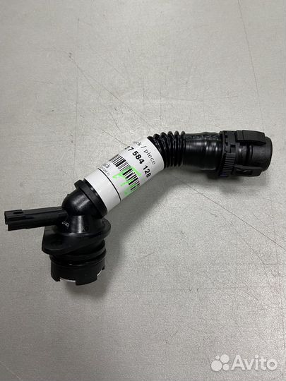 Трубка вентиляционная BMW F10/F11 11127584128