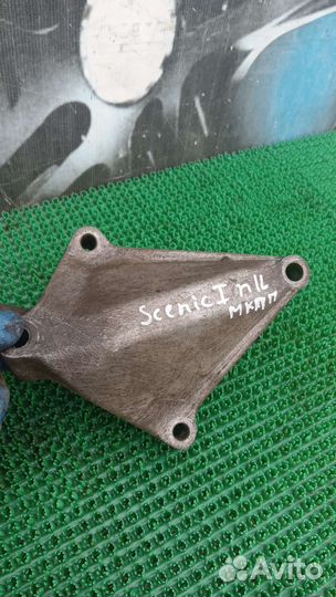 Кронштейн кпп Renault Scenic I