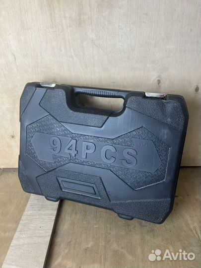 Набор инструментов в кейсе 94 предмета
