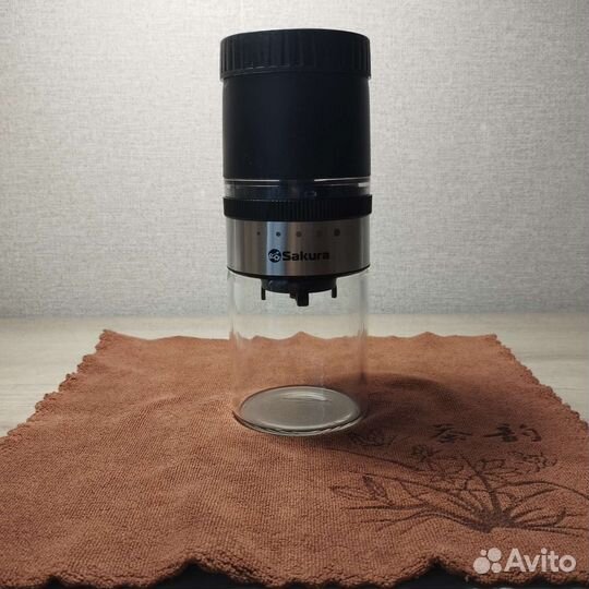 Кофемолка ручная Sakura