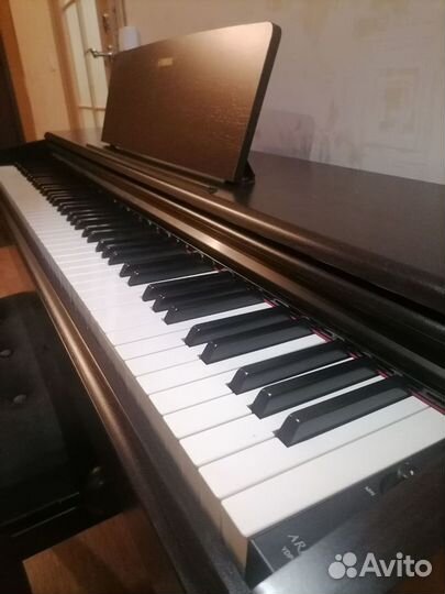 Цифровое пианино Yamaha Arius