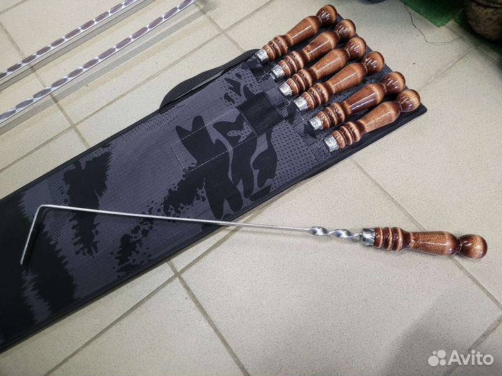 Шампуры в чехле с мангалом