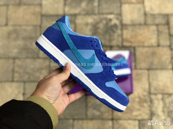 Кроссовки Nike SB Dunk Low Blue Raspberry