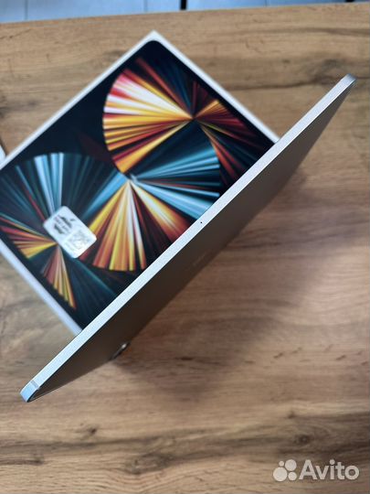 iPad Pro 12.9 M1 (2021) 1TB cellular (25 циклов)