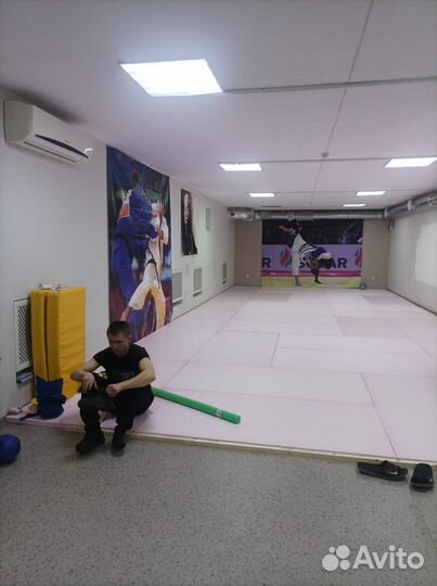 Аренда зала 136 кв.м для занятия спортом,танцев