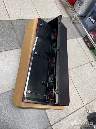 Фонарь задний правый mercedes sprinter 906