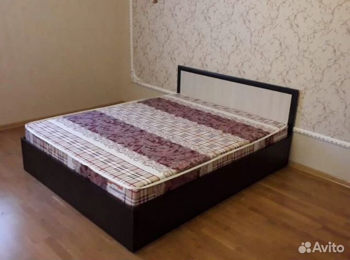 Кровать 140х200