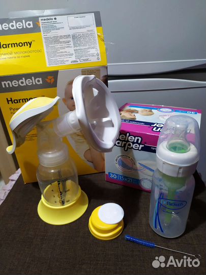Молокоотсос medela ручной