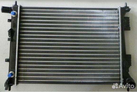 Радиатор охлаждения Kia Rio 2015