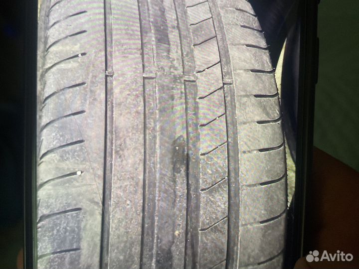 Goodyear Eagle F1 A/S-C 245/40 R19 W