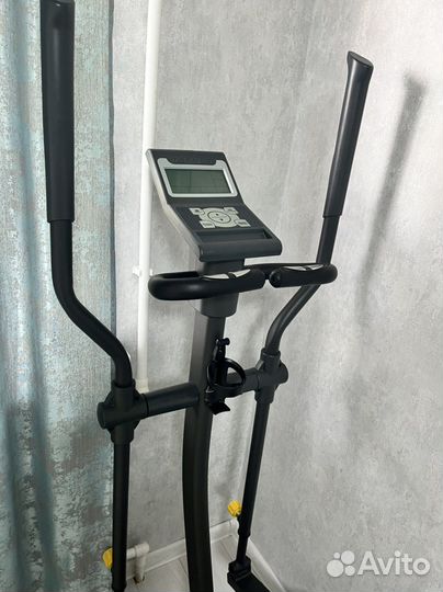 Эллиптический тренажер torneo