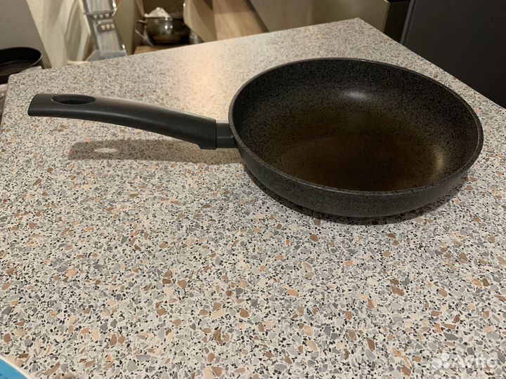 Сковорода 24 см