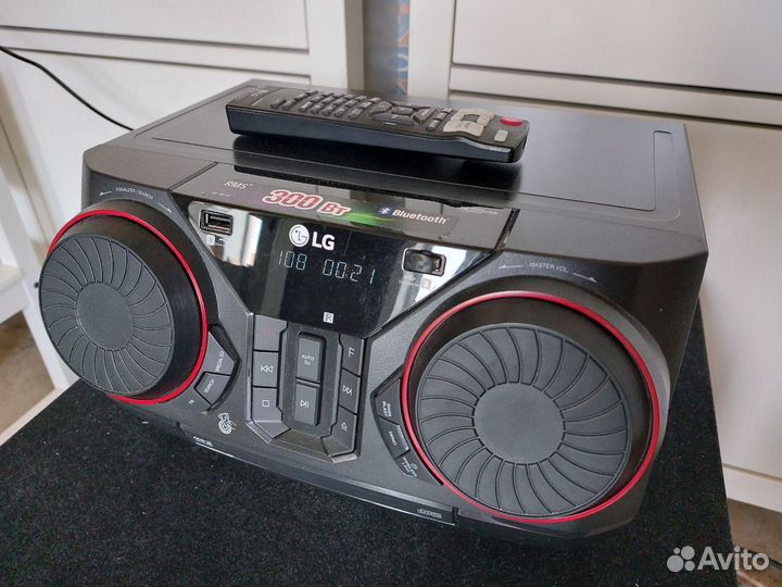 Музыкальный центр lg