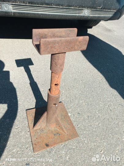 Стойка страховочная