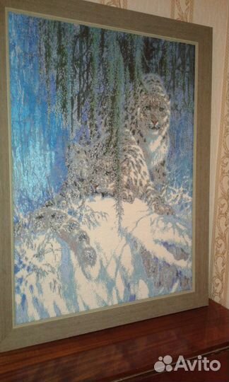 Продается картина вышитая бисером