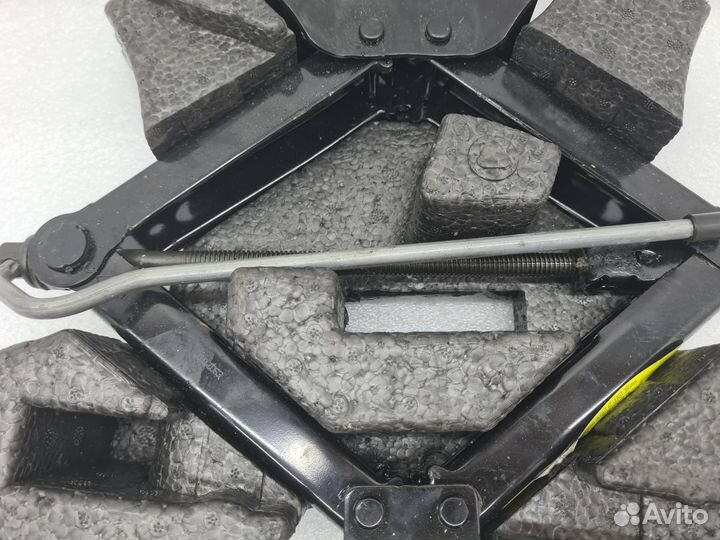 Ящик под инструменты / набор инструментов Ford