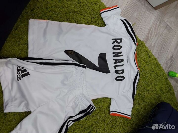 Спортивный костюм adidas для мальчика