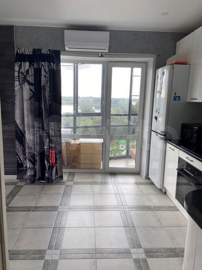 3-к. квартира, 55 м², 4/16 эт.