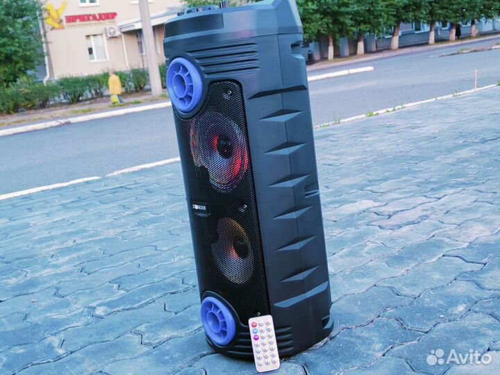 Большая мощная колонка