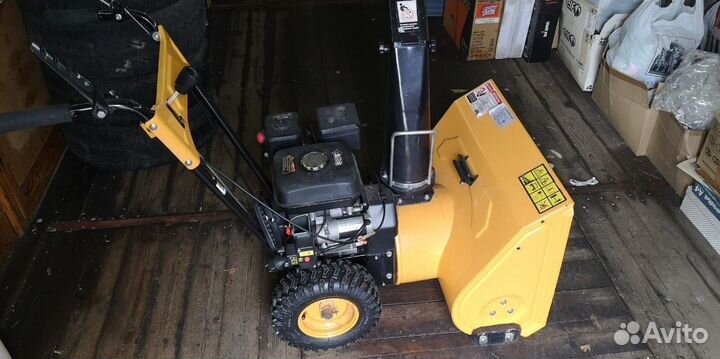 Снегоуборщик бензиновый GardenPro KCM 24-F