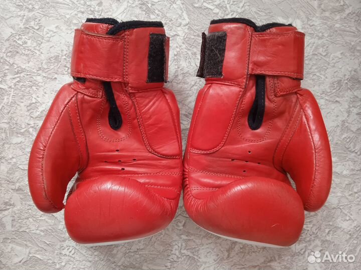 Боксёрские перчатки Fowad